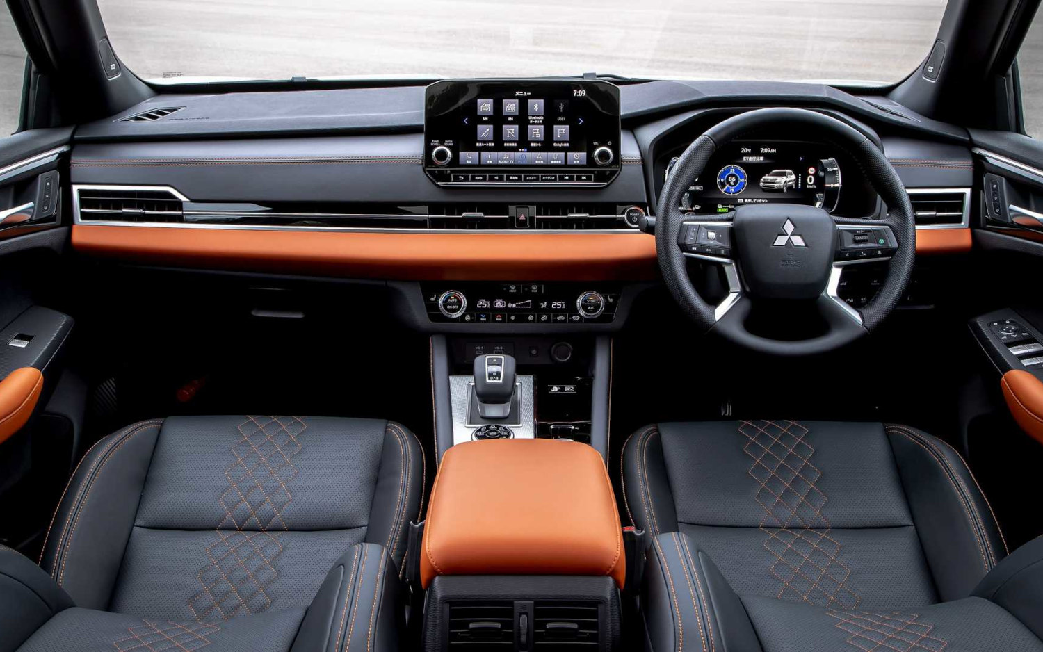 Mitsubishi Outlander PHEV GT 2022 SUV Drive